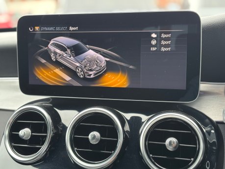 Mercedes-Benz C Class 2.0 C220d AMG Line (Premium) Estate 5dr Diesel G-Tronic+ Euro 6 (194 ps) 27