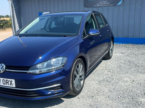 Volkswagen Golf 1.4 TSI BlueMotion Tech SE Nav Euro 6 (s/s) 5dr 65