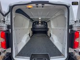 Vauxhall Vivaro AUTO LWB L2H1 Low Roof 3100 Dynamic Air Con SELECT 9