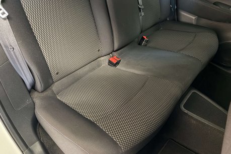 Nissan LEAF 24kWh Visia Hatchback 5dr Electric Auto (107 bhp) 35