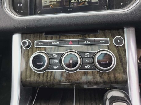 Land Rover Range Rover Sport 3.0 SD V6 HSE Auto 4WD Euro 6 (s/s) 5dr 48