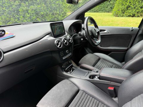 Mercedes-Benz B Class 1.5 B 180 AMG Line Premium D Auto 5dr 17