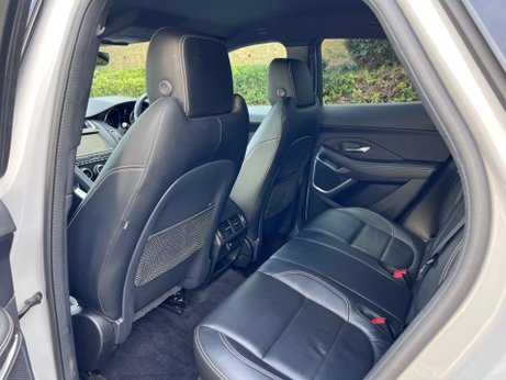 Jaguar E-Pace 2.0 P200 R-Dynamic SE Auto AWD Euro 6 (s/s) 5dr 32