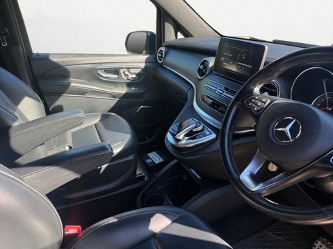 Mercedes-Benz V Class 2.2 V250d AMG Line G-Tronic+ Euro 6 (s/s) 5dr 8 Seat XLWB 13
