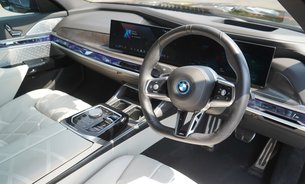 BMW I7 EDRIVE50 M SPORT Ultimate Pack Theatre Screen Bowers&Wilkins No Lux Tax VQ 7