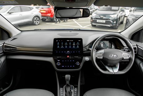 Hyundai IONIQ PREMIUM SE MHEV