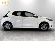 Toyota Yaris 1.5 VVT-h Icon Hatchback 5dr Petrol Hybrid E-CVT Euro 6 (s/s) (116 ps) Air 8