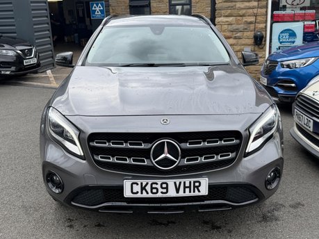 Mercedes-Benz GLA GLA 180 URBAN EDITION 3