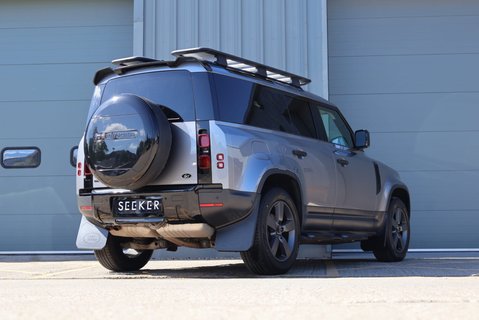 Land Rover Defender 110 HARD TOP MHEV expedition model ask about rear seat conversion 11