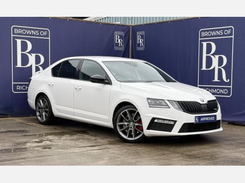Skoda Octavia 2.0 TSI GPF vRS Hatchback 5dr Petrol Manual Euro 6 (s/s) (245 ps) 1
