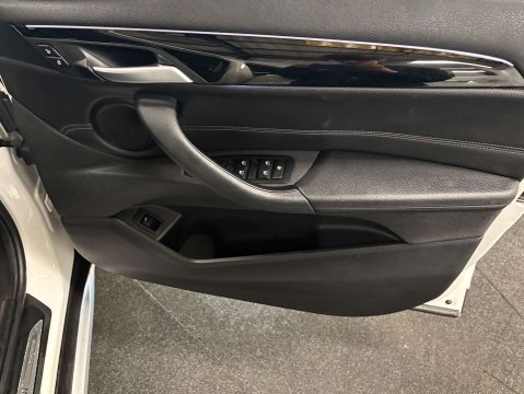 BMW X1 XDRIVE20I XLINE 10