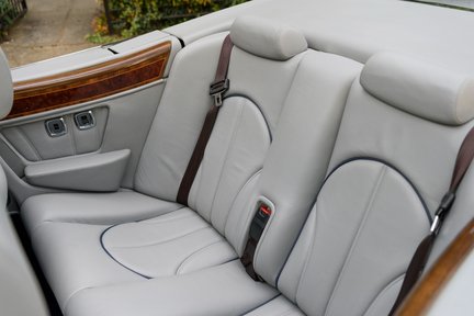 Rolls-Royce Corniche V Convertible 32