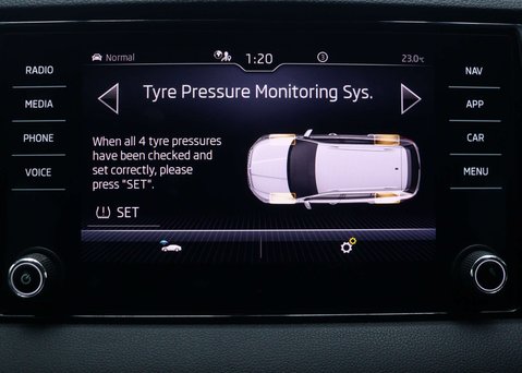 Skoda Karoq 1.5 TSI ACT SE L SUV 5dr Petrol DSG Euro 6 (s/s) (150 ps) 22