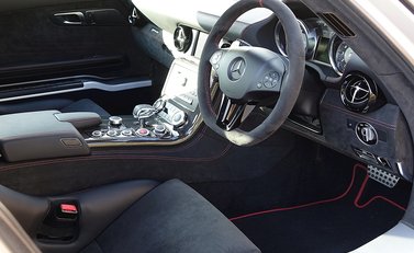 Mercedes-Benz SLS AMG Black Series 17