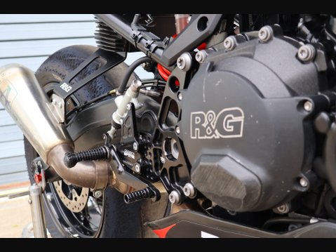 BMW F900 9