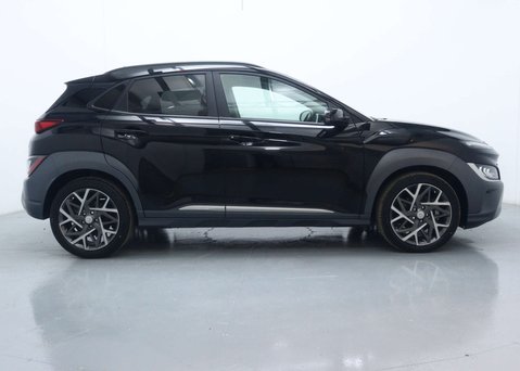 Hyundai KONA 1.6 h-GDi Ultimate SUV 5dr Petrol Hybrid DCT Euro 6 (s/s) (141 ps) 12