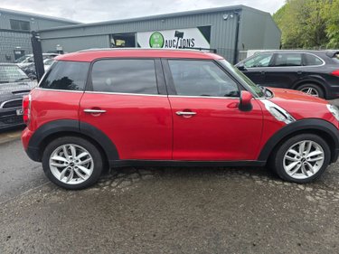 Mini Countryman COOPER 4