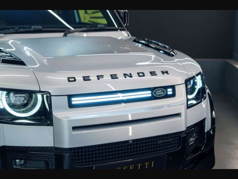 Land Rover Defender D250 ASSETTI EDT MHEV X-Dynamic SE SUV 3dr Diesel Auto 4WD Euro 6 (s/s) (25 22