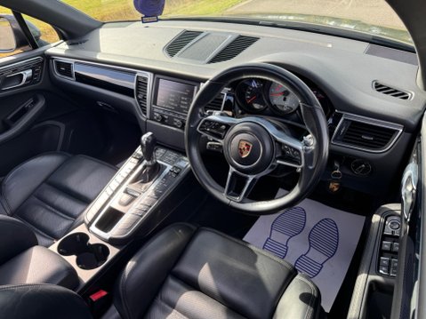Porsche Macan 3.0 TD V6 S PDK 4WD Euro 6 (s/s) 5dr 2