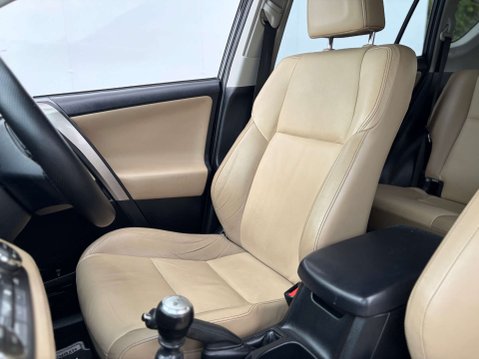 Toyota Rav4 2.2 RAV4 Invincible D-4D 4WD 5dr 66