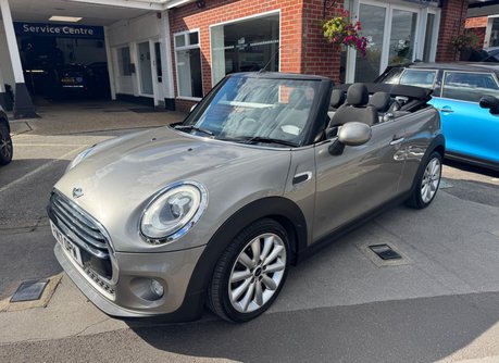 Mini Convertible 1.5 Cooper Euro 6 (s/s) 2dr