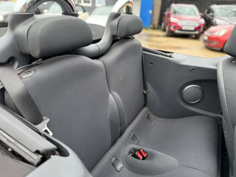 Mini Convertible 1.6 One 2dr 34