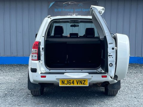 Suzuki Grand Vitara 2.4 VVT SZ5 4WD Euro 5 5dr 9