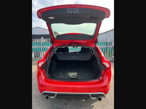 Volvo V60 1.6 V60 R-Design Drive S/S 5dr 35