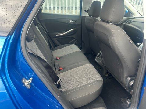 Vauxhall Grandland X SE 9