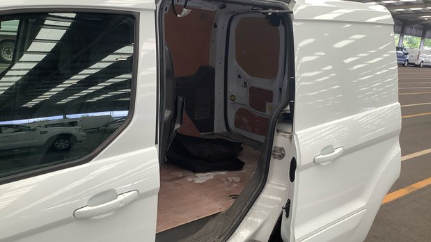 Ford Transit Connect SWB L1H1 Low Roof Limited Air Con EURO 6 8