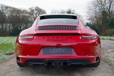 Porsche 911 CARRERA GTS PDK 17