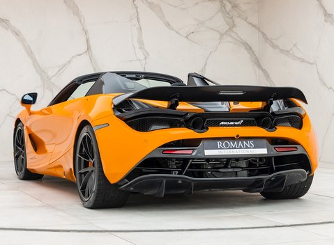 McLaren 720S Spider Performance 4