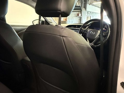 Vauxhall Corsa 1.2 Corsa Elite Nav Premium T 5dr 28