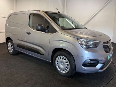 Vauxhall Combo Combo-e 2300 Sportive 6
