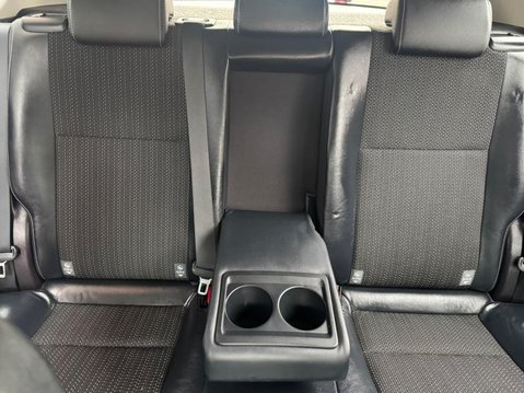 Toyota Auris 1.8 VVT-h Excel CVT Euro 5 (s/s) 5dr 13