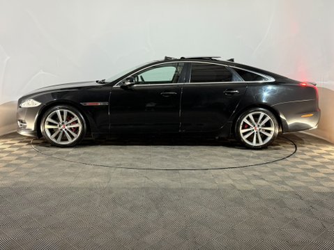 Jaguar XJ D V6 PORTFOLIO 5