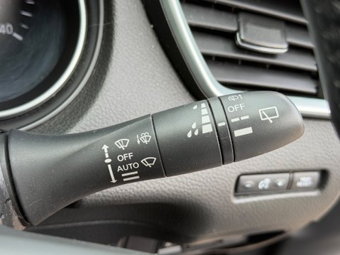 Nissan Qashqai N-CONNECTA DIG-T 16