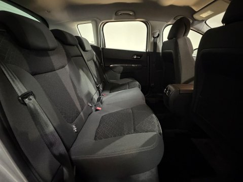 Peugeot 3008 HDI ACTIVE 18