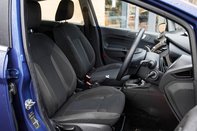 Ford Fiesta ZETEC 29