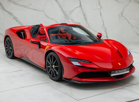Ferrari SF90 Spider 14