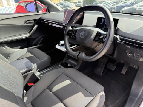 MG MG4 64kWh SE Long Range Hatchback 5dr Electric Auto (203 ps) 2