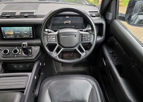 Land Rover Defender 2.0 Defender X-Dynamic HSE Auto 4WD 5dr 13