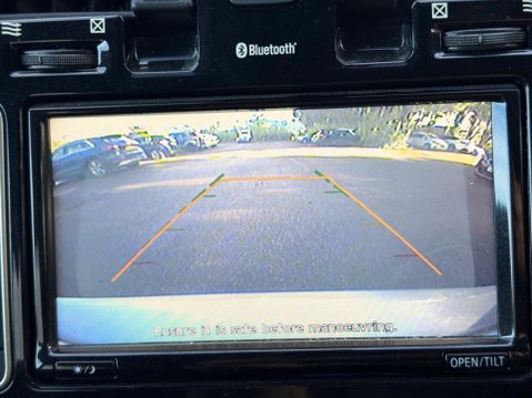 Nissan LEAF 24kWh Acenta Auto 5dr 24