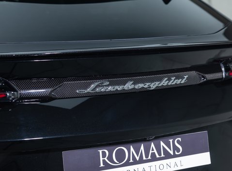 Lamborghini Urus PERFORMANTE 44
