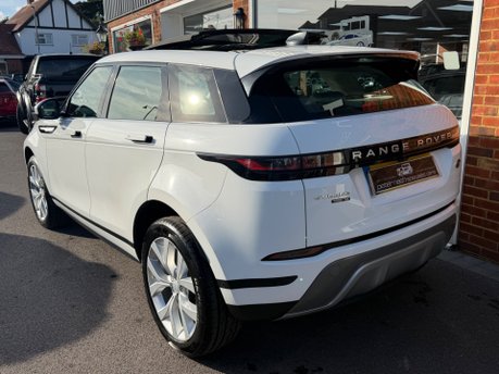 Land Rover Range Rover Evoque SE MHEV 11