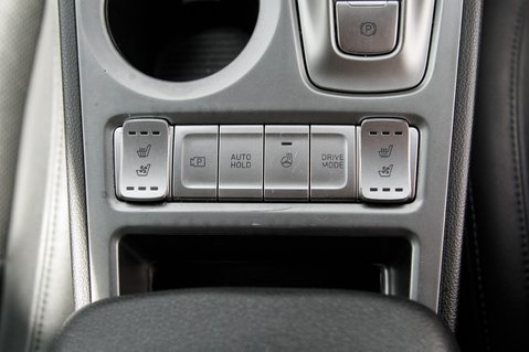 Hyundai KONA ULTIMATE 42