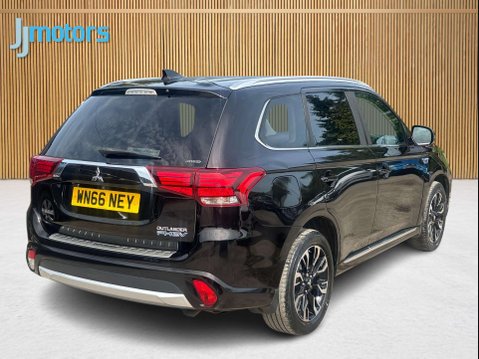 Mitsubishi Outlander 2.0h 12kWh GX4h SUV 5dr Petrol Plug-in Hybrid CVT 4WD Euro 6 (s/s) (200 ps) 51