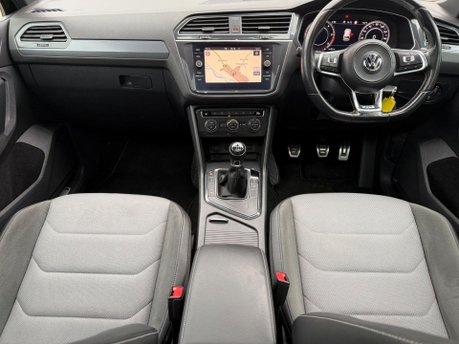 Volkswagen Tiguan 2.0 TDI R-Line Euro 6 (s/s) 5dr 23