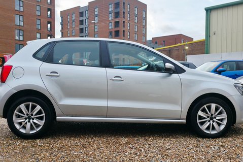 Volkswagen Polo 1.2 SE TSI AUTOMATIC.. 10 MAIN DEALER SERVICES.. £20 R/TAX..1OWNER  2