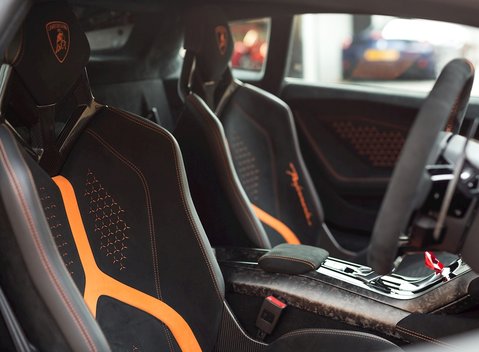 Lamborghini Huracan Performante 12